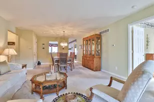 5481 Asbury Lake Dr, Green Township, OH 45247 - Photo 8