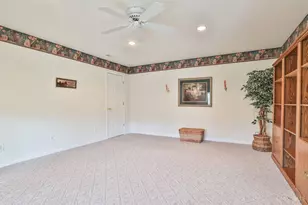 5481 Asbury Lake Dr, Green Township, OH 45247 - Photo 30