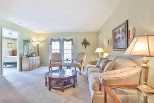 5481 Asbury Lake Dr, Green Township, OH 45247 - Photo 4