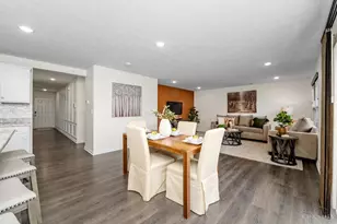 4993 Lakeview Dr, Hamilton Township, OH 45152 - Photo 6