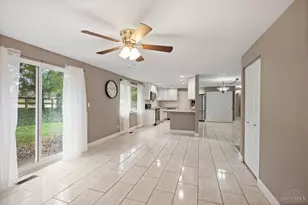 170 Lodewood Dr, Centerville, OH 45458 - Photo 10