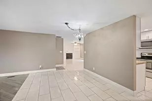 170 Lodewood Dr, Centerville, OH 45458 - Photo 6