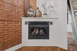 1302 Main St, Cincinnati, OH 45202 - Photo 10