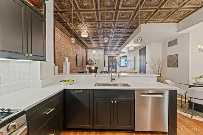 1302 Main Street, Cincinnati, OH 45202 - Photo 16