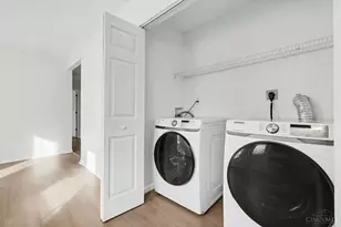 7985 Kenneth St, West Chester, OH 45069 - Photo 8