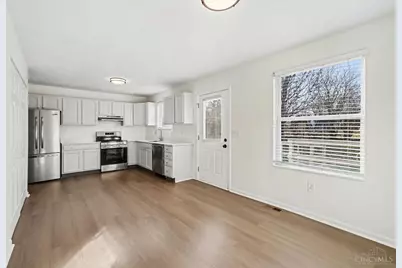 7985 Kenneth Street, West Chester, OH 45069 - Photo 4