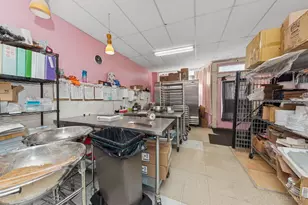 6756 Bramble Ave, Cincinnati, OH 45227 - Photo 10