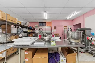 6756 Bramble Ave, Cincinnati, OH 45227 - Photo 12