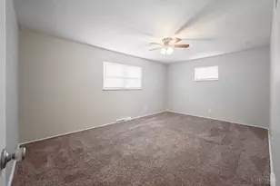 3236 Deborah Ln, Green Township, OH 45239 - Photo 14