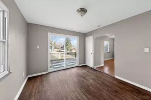 2922 Royal Glen Dr, Colerain Township, OH 45239 - Photo 8