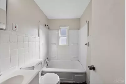 2922 Royal Glen Drive, Colerain Township, OH 45239 - Photo 18