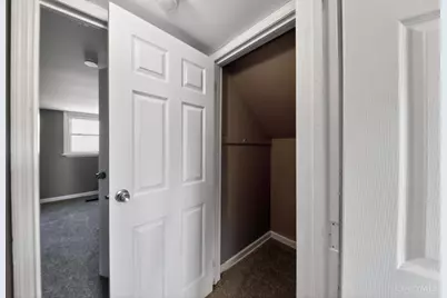 2922 Royal Glen Drive, Colerain Township, OH 45239 - Photo 22