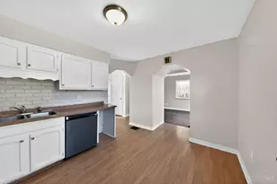 2922 Royal Glen Dr, Colerain Township, OH 45239 - Photo 12