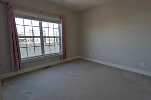 9240 Beacon St, Deerfield Township, OH 45040 - Photo 12