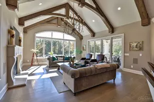 9725 Cunningham Rd, Indian Hill, OH 45243 - Photo 12