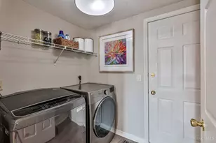 6748 Sandharbor Ct, Hamilton Township, OH 45039 - Photo 30