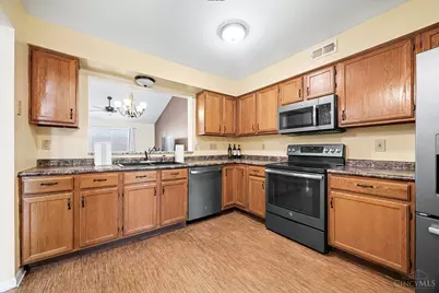 496 Mapleleaf Drive #2D, Union Township, OH 45255 - Photo 6