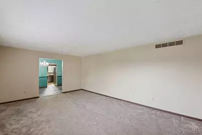 1600 Woodhall Court, Middletown, OH 45042 - Photo 8