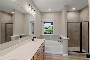 419 Bandon Dunes Ct, Turtle Creek Township, OH 45036 - Photo 20