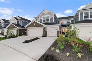 419 Bandon Dunes Ct, Turtle Creek Township, OH 45036 - Photo 1