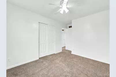685 Mockingbird Lane, Union Township, OH 45244 - Photo 20