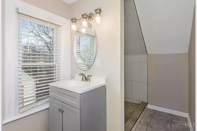 6253 Sturdy Avenue, Cincinnati, OH 45230 - Photo 24