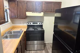 7839 Lincoln Ave, Cincinnati, OH 45231 - Photo 2