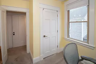 5709 Ridge Ave, Cincinnati, OH 45213 - Photo 16