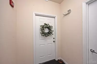 203 E University Avenue #5A, Cincinnati, OH 45219 - Photo 2