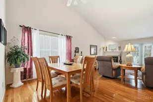 9498 Carriage Run Cir, Deerfield Township, OH 45140 - Photo 12