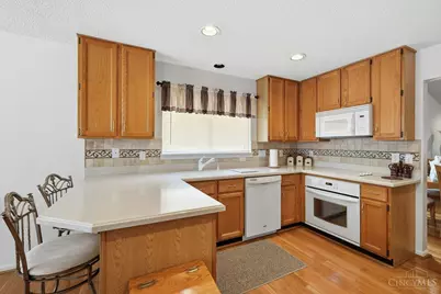 9498 Carriage Run Circle, Deerfield Township, OH 45140 - Photo 10