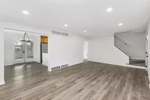 6264 Seiler Dr, Green Township, OH 45239 - Photo 12