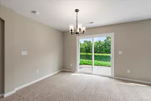5892 Parkview Ln, Miami Township, OH 45150 - Photo 6