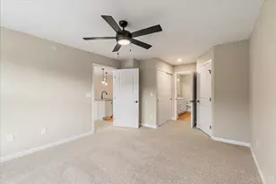 5892 Parkview Ln, Miami Township, OH 45150 - Photo 14