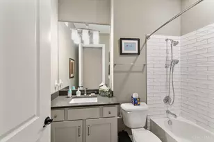 220 Vintage Club Dr, Montgomery, OH 45249 - Photo 32