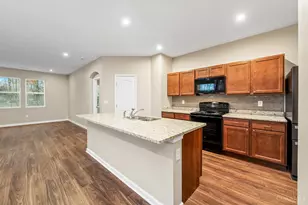 5801 Parkview Ln, Miami Township, OH 45150 - Photo 4