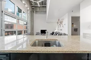 353 W 4th St, Cincinnati, OH 45202 - Photo 14