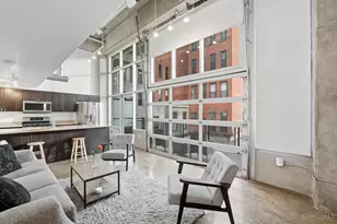 353 W 4th St, Cincinnati, OH 45202 - Photo 2