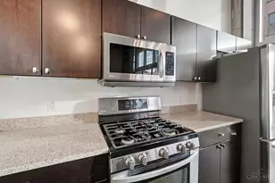 353 W 4th St, Cincinnati, OH 45202 - Photo 16