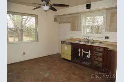 6331 Starridge Court, Green Township, OH 45248 - Photo 8