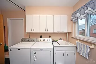 5734 Wielert Ave, Cincinnati, OH 45239 - Photo 18