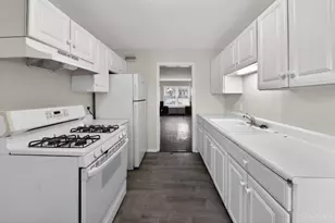 6837 Warder Dr, Cincinnati, OH 45224 - Photo 16