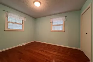 21090 Georgetown Rd, Lawrenceburg, IN 47025 - Photo 16