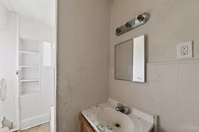 1435 Laidlaw Avenue, Cincinnati, OH 45237 - Photo 24