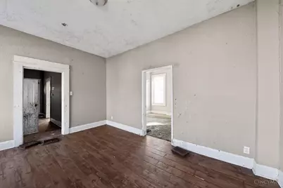 1435 Laidlaw Avenue, Cincinnati, OH 45237 - Photo 12