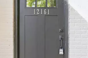 12161 Birchgrove Ct, Colerain Township, OH 45251 - Photo 4