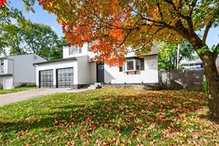 12161 Birchgrove Ct, Colerain Township, OH 45251 - Photo 2