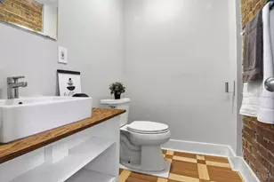 29 Mulberry St, Cincinnati, OH 45202 - Photo 14