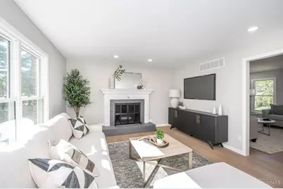 8205 Indian Trail Drive, Madeira, OH 45243 - Photo 12