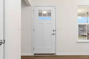 415 Pleasant Rdg Dr, Lebanon, OH 45036 - Photo 2